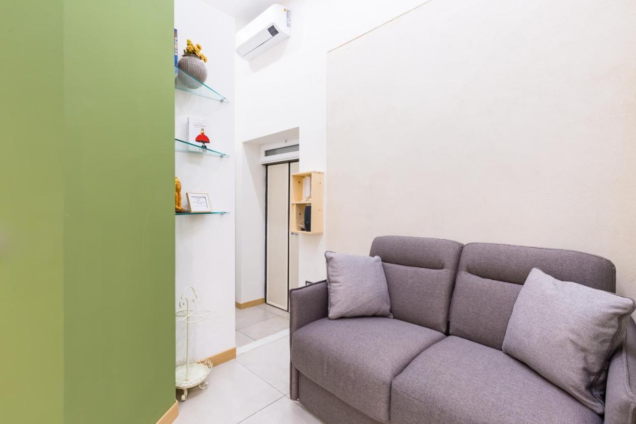 Baubo Sulla Via Dei Presepi By Napoliapartments Nápoles Exterior foto