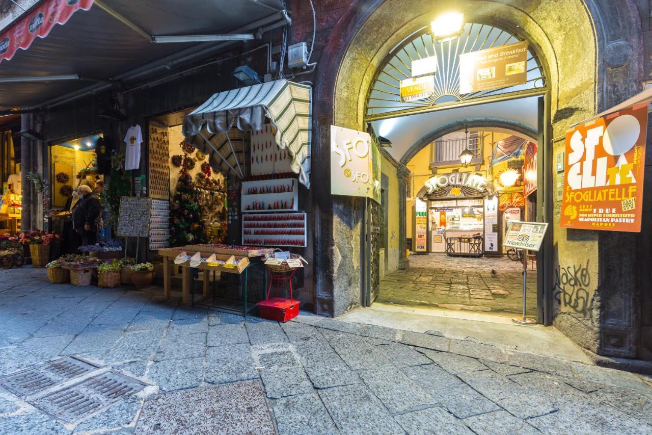 Baubo Sulla Via Dei Presepi By Napoliapartments Nápoles Exterior foto